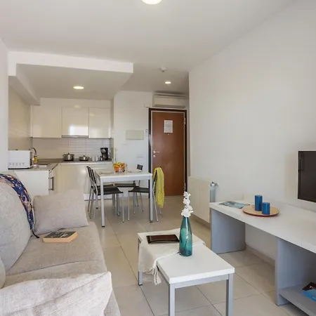 Pierre & Levante - Adults Recommended Apartamento *