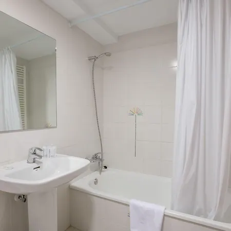 Pierre & Levante - Adults Recommended * Benidorm