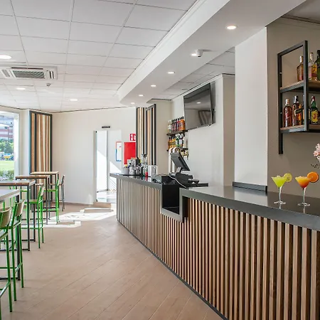 Pierre & Levante - Adults Recommended *