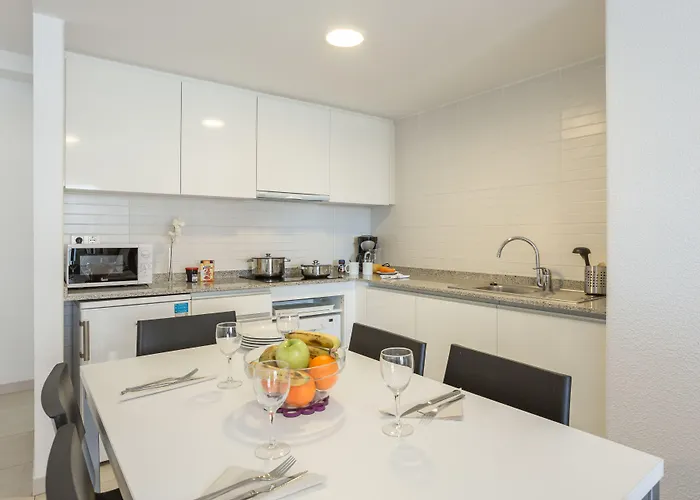 Pierre & Levante - Adults Recommended