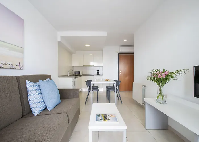 Pierre & Levante - Adults Recommended Apartament